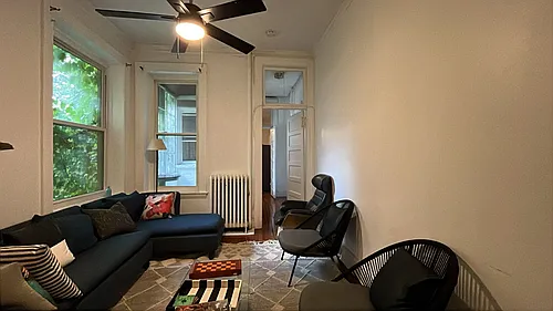 132 Chestnut St Photo 1