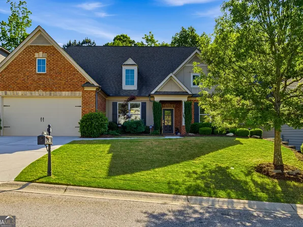2668 Limestone Creek Dr, Gainesville, GA 30501