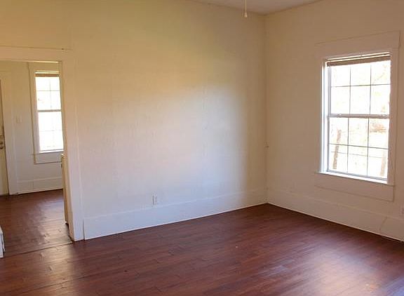 5th image of 1603 N Gray St