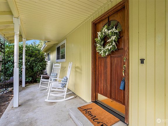 2nd image of 4206 Frontier Drive SE