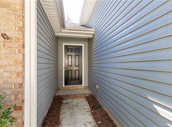 4th image of 11032 Elven Dr #2