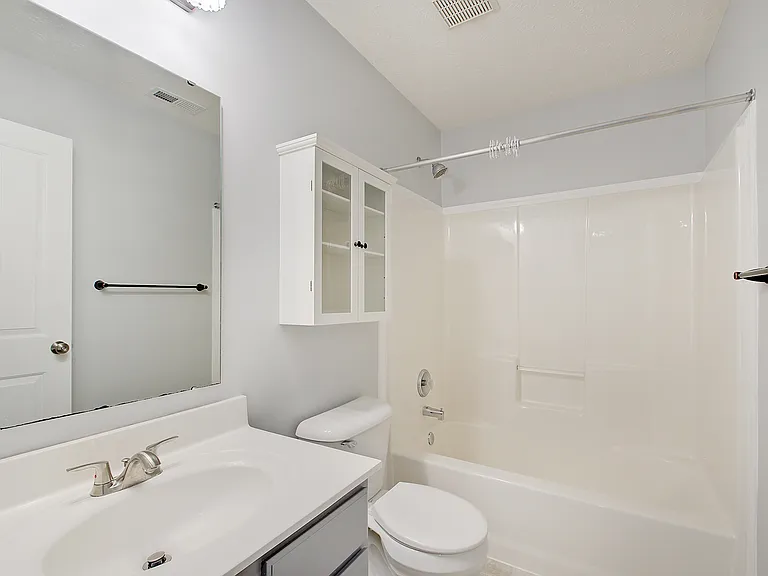 9465 Tanhurst Dr — Photo 17