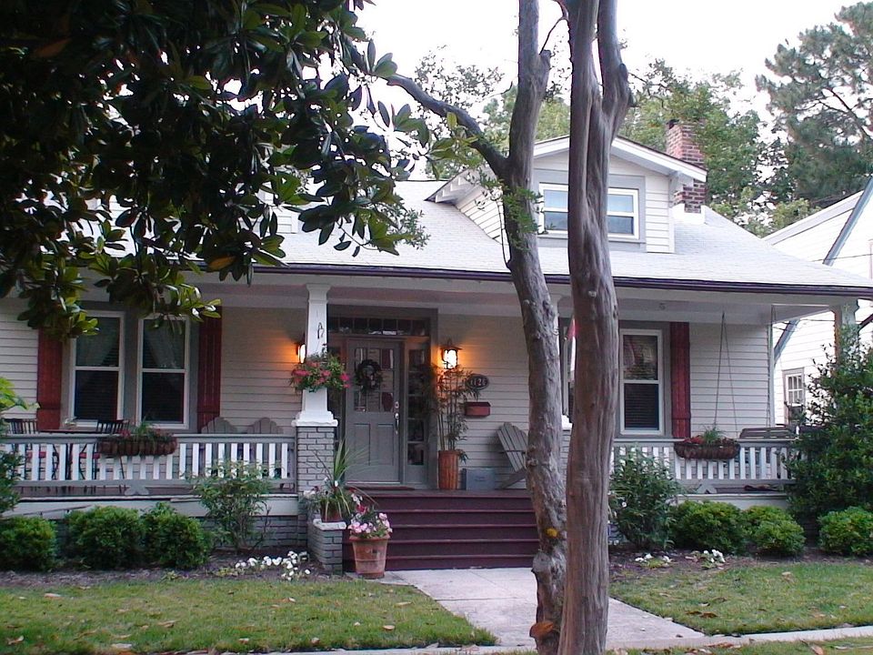 1st image of 1126 Magnolia Ave