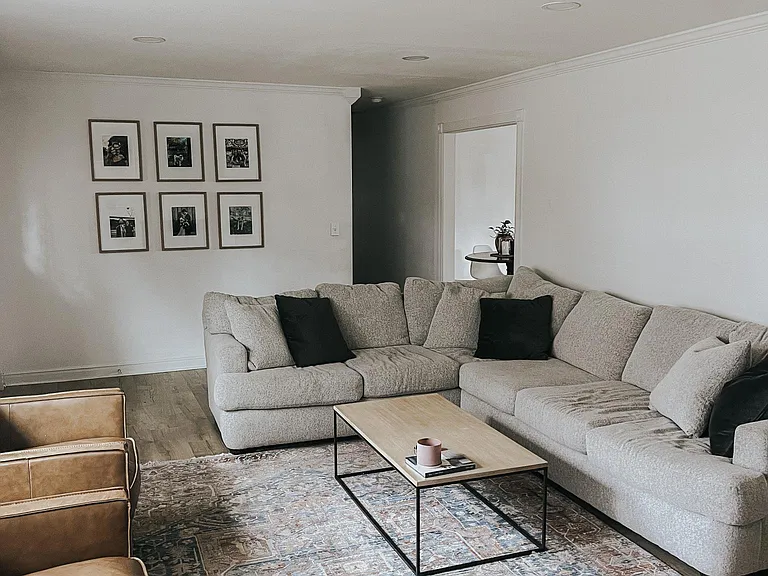2280 N Briarwood Ln — Photo 3