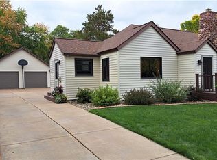 1409 8th Ave, Bloomer, WI 54724