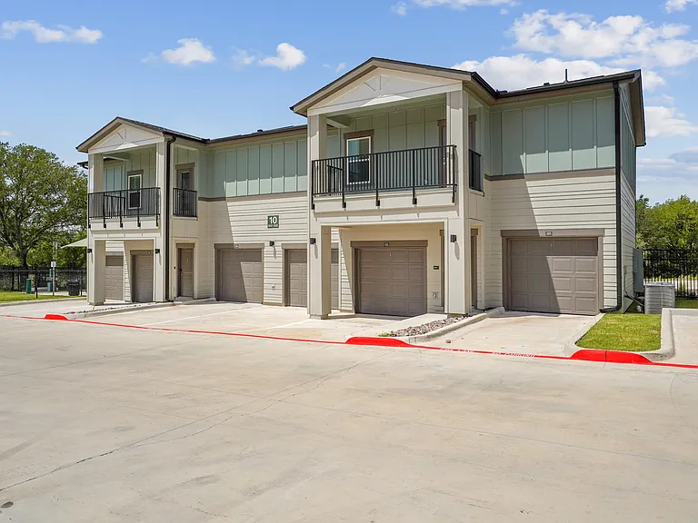Sherman Park Village Apartments, in Dallas, Texas