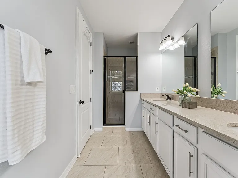 14410 Swanley St — Photo 43