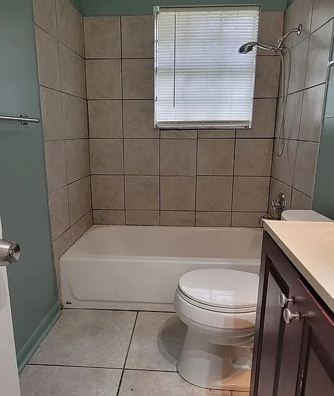 644 Kings Towne Pl — Photo 8
