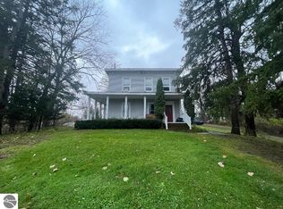 303 N Main St, Vassar, MI 48768