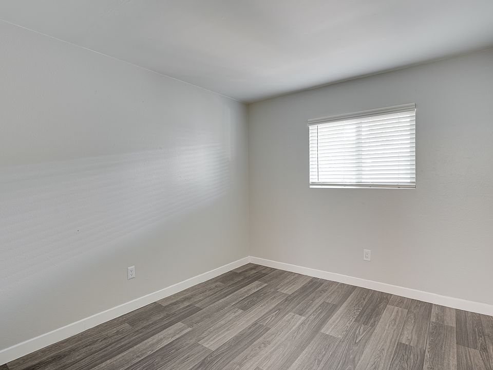 1st image of 5001 Obannon Dr #215a6cf32