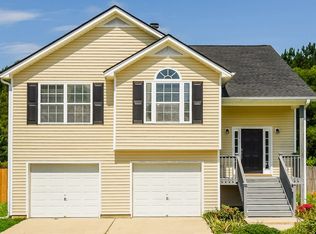 1442 Paddocks Ct, Powder Springs, GA 30127