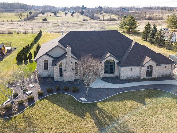 2nd image of 17750 S Crystal Lake Dr