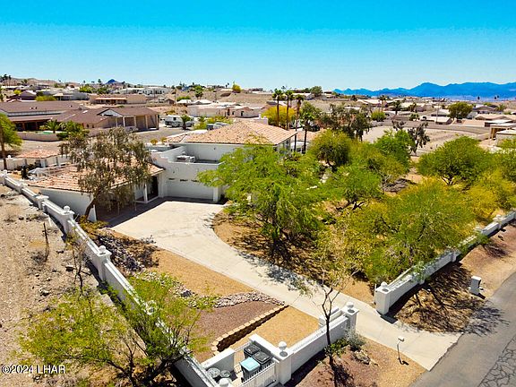 2nd image of 3619 Desert Rose Ln