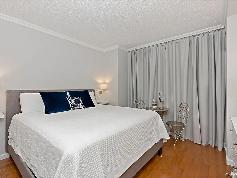 300 Mamaroneck Ave #315 — Photo 5