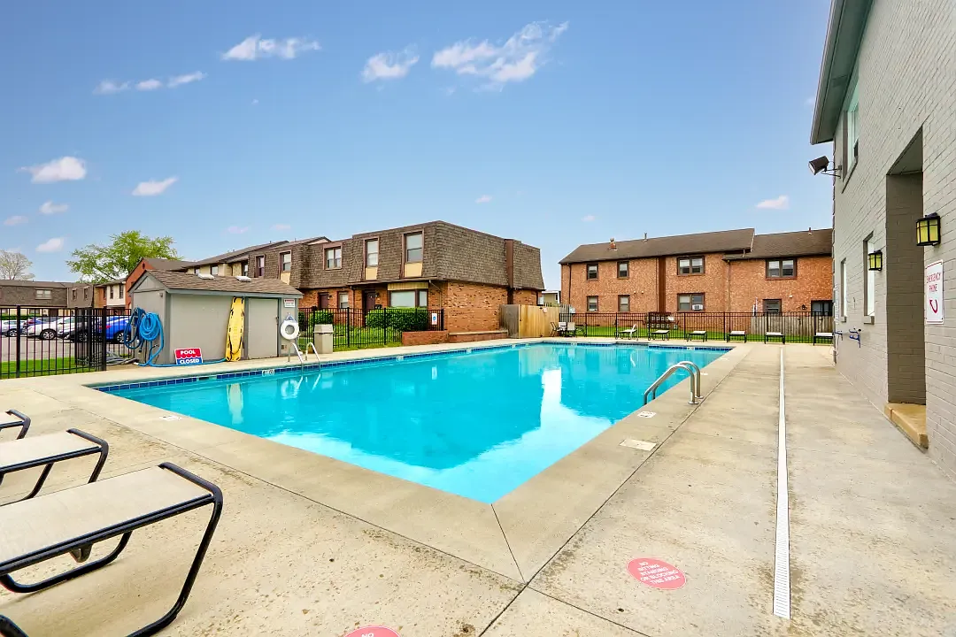 Alexandria Colony Apartments — Photo 3