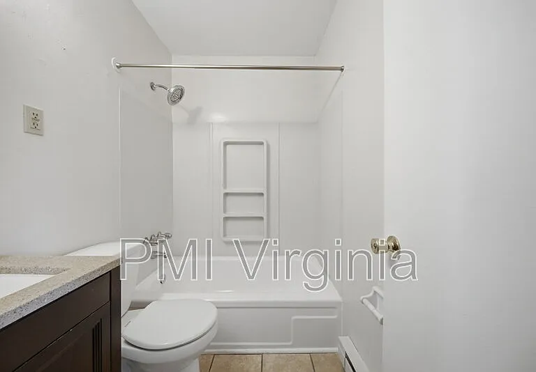 9563 15th Bay St #4 — Photo 12
