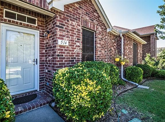 3rd image of 514 Binkley Ct