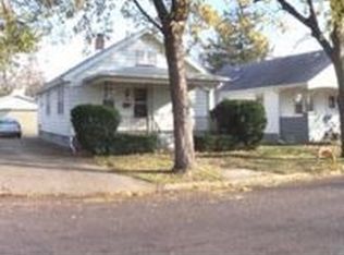 1222 Howard Ct, Pekin, IL 61554