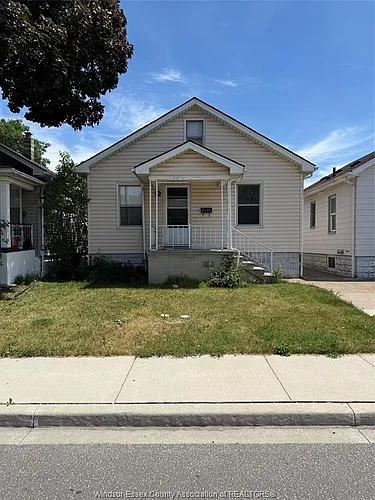 1814 Cadillac St Photo 1
