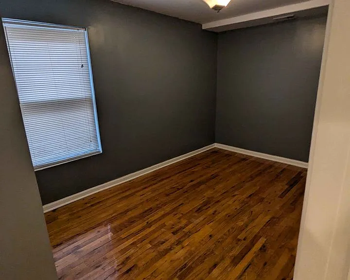 1052 N Springfield Ave #2 — Photo 7