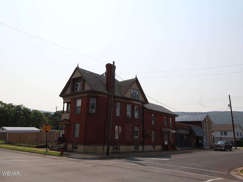 2nd image of 200 E Bald Eagle St