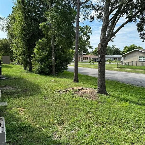 8563 Pilgrim Ct — Photo 34