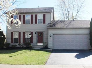3227 Prairie Gardens Dr, Hilliard, OH 43026