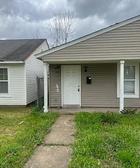 310 Gannt St #A — Photo 1