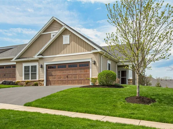 6928 Silverton Gln, Victor, NY 14564
