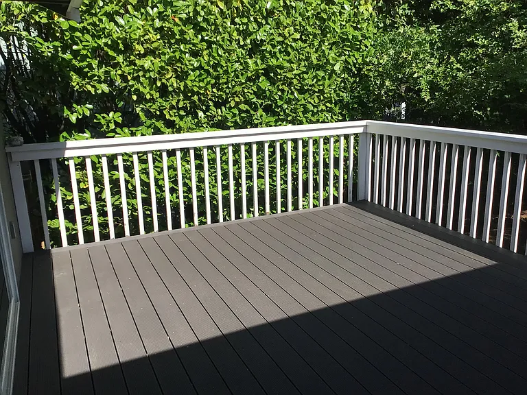 private deck