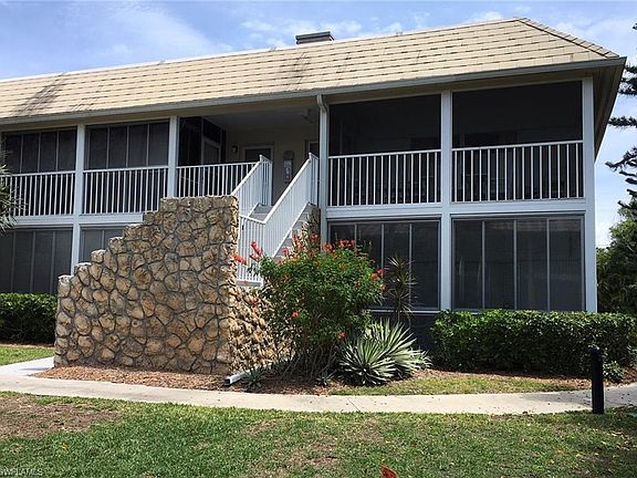 3rd image of 561 Periwinkle Way Unit F4