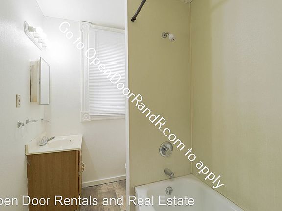 4th image of 340 W Dewald St #11026374