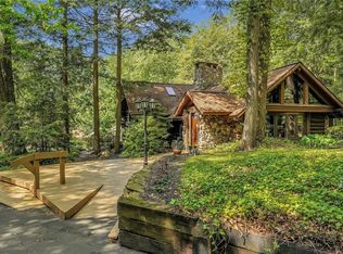 5940 Herman Hill Rd, Orchard Park, NY 14127