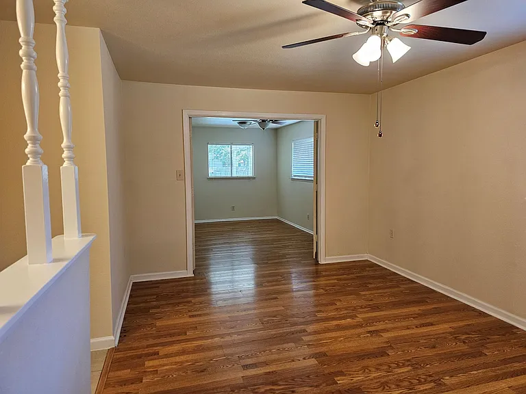 11518 Old Manse St — Photo 5