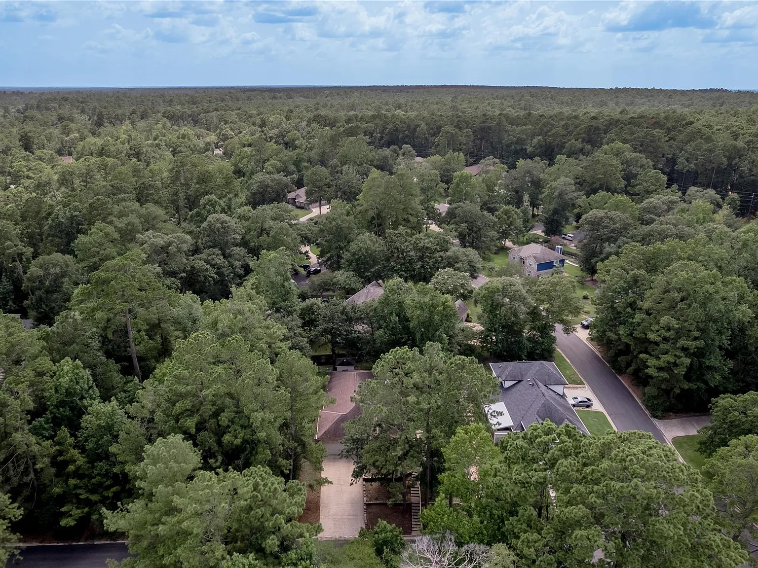 3 bed, 2.0 bath, 1729 sqft, $1,950 — Photo 4
