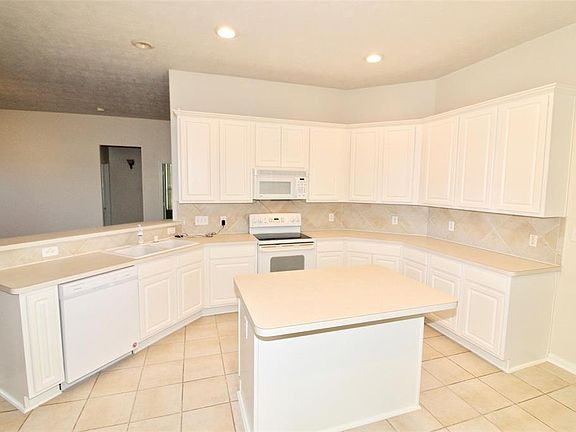 4th image of 15126 Rockdale Bridge Ln