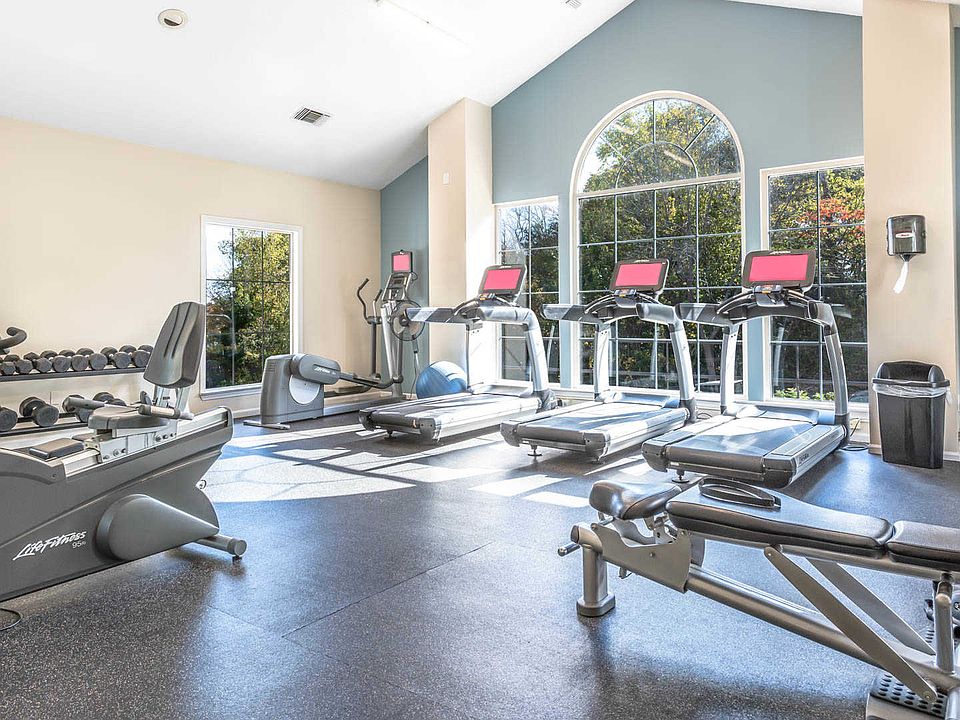 24-Hour Fitness Center