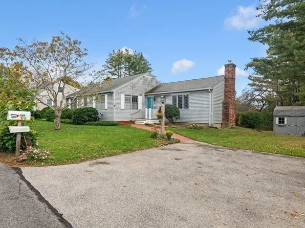 7 Hanover Dr, Newbury, MA 01951