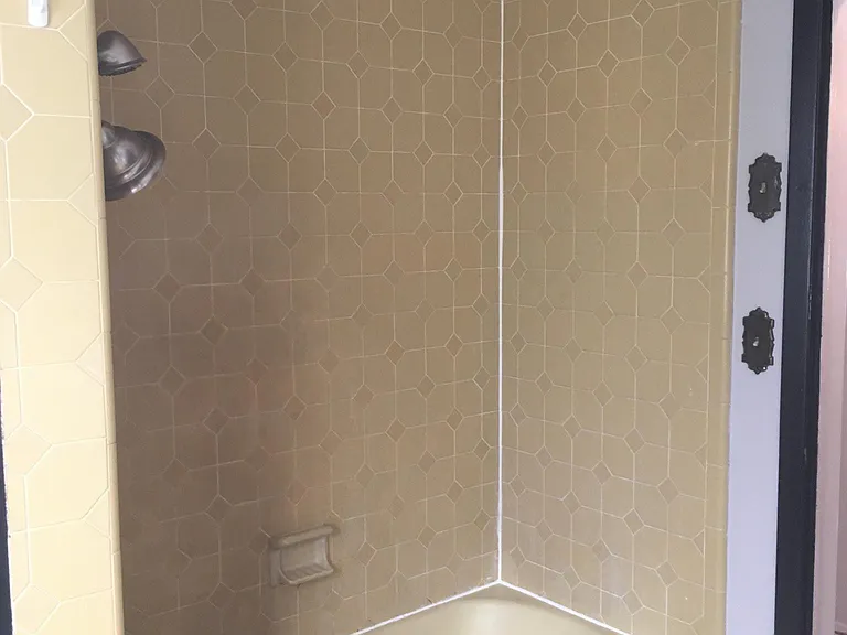 Tub