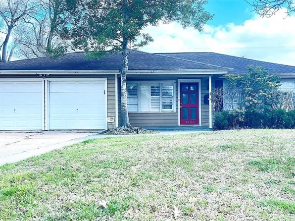 1434 Glourie Dr, Houston, TX 77055