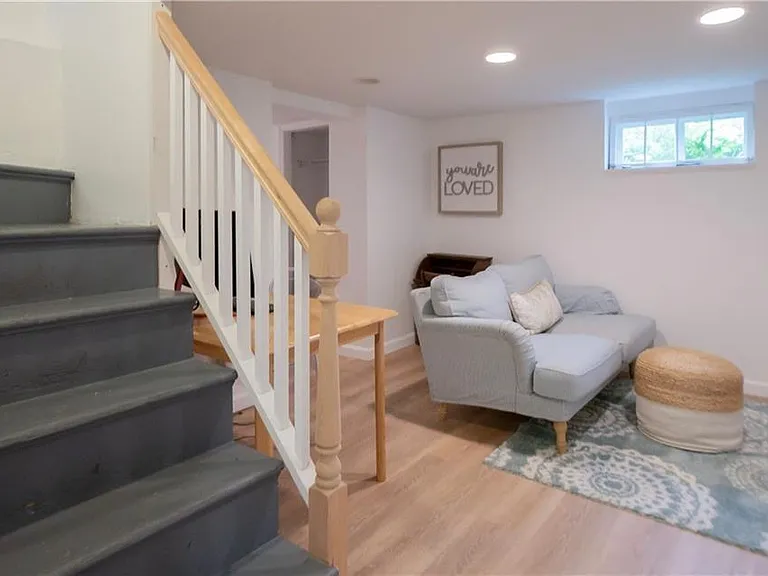 122 Ruggles Ave — Photo 38