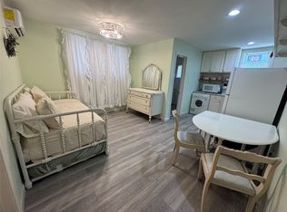1806 Church St, Galveston, TX 77550