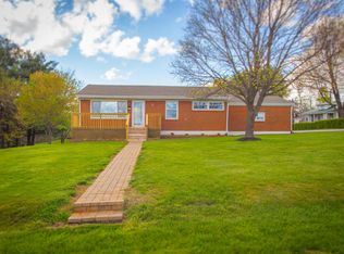 2382 Riverdale Rd, Roanoke, VA 24014