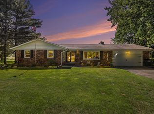 55338 Buckhorn Rd, Three Rivers, MI 49093