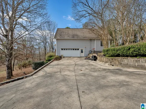 45 Autumn Ln, Montevallo, AL 35115