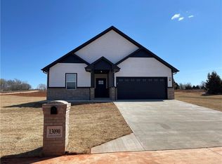 13090 Huntington Dr, Edmond, OK 73025