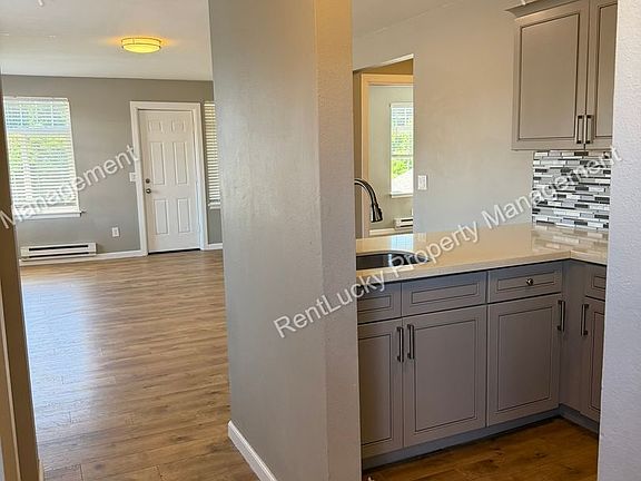 4th image of 3315 Claremont Ave S APT 5