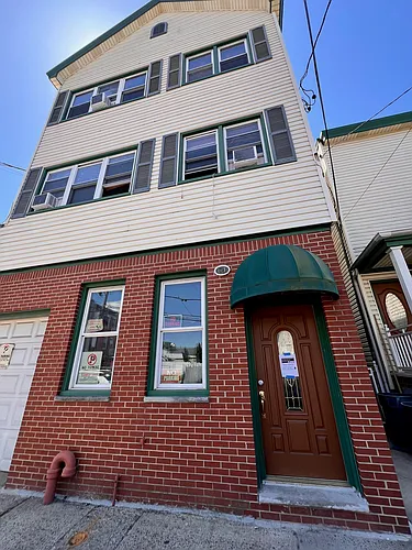 64 W 19th St #1 Photo 1