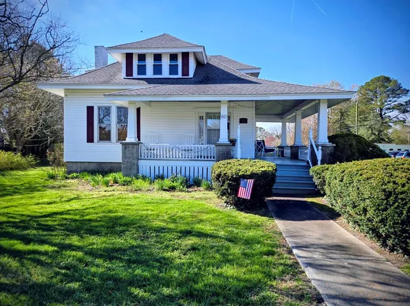 60 Kerr St, Onancock, VA 23417