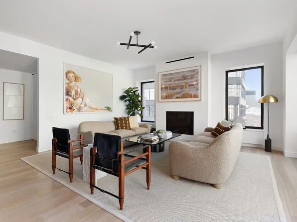 500 West 22nd Street image 13 of 24